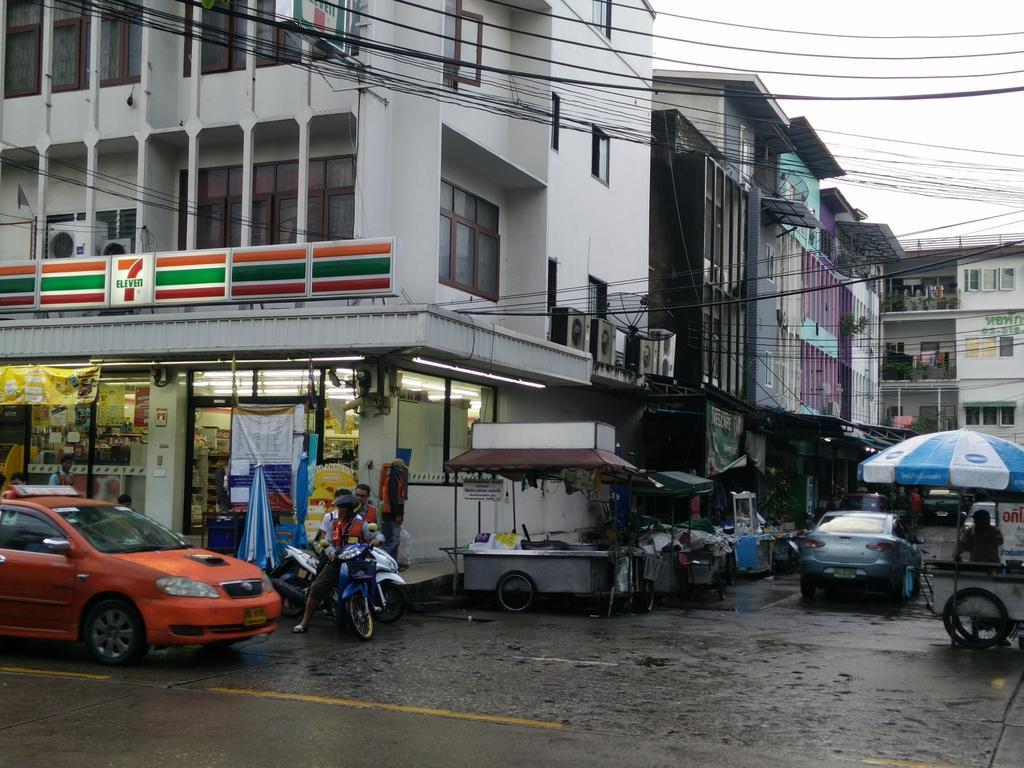 Kimhouse Motel Bangkok Buitenkant foto