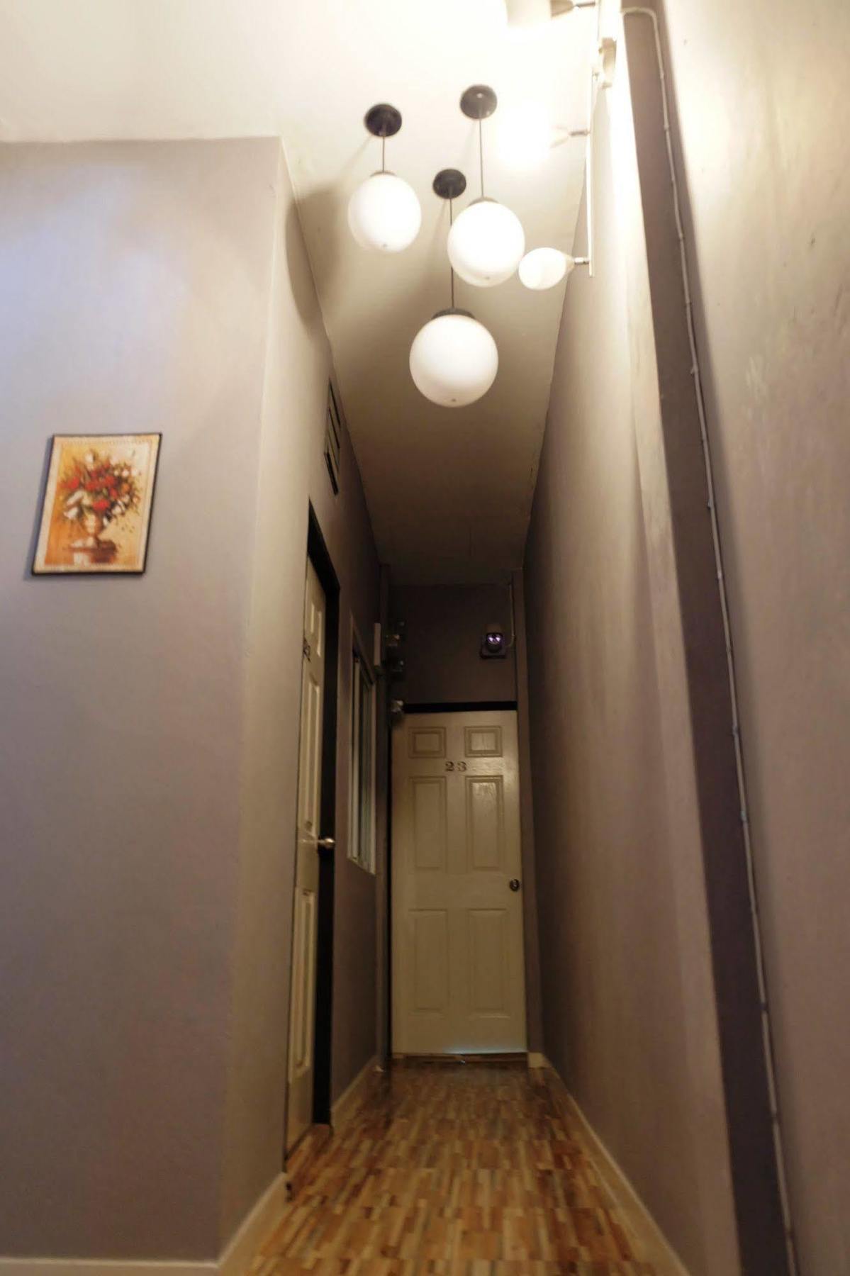 Kimhouse Motel Bangkok Buitenkant foto