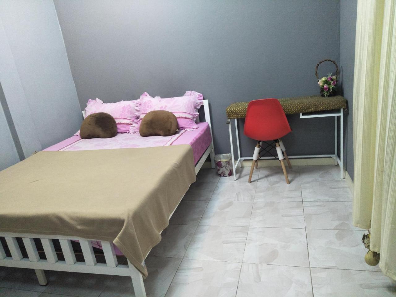 Kimhouse Motel Bangkok Buitenkant foto